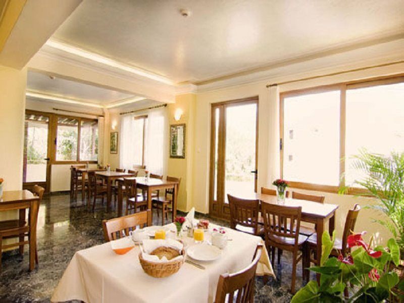Io Villa สตูปา ภายนอก รูปภาพ